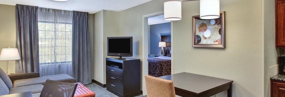 Staybridge Suites Louisville - East By Ihg Exteriör bild