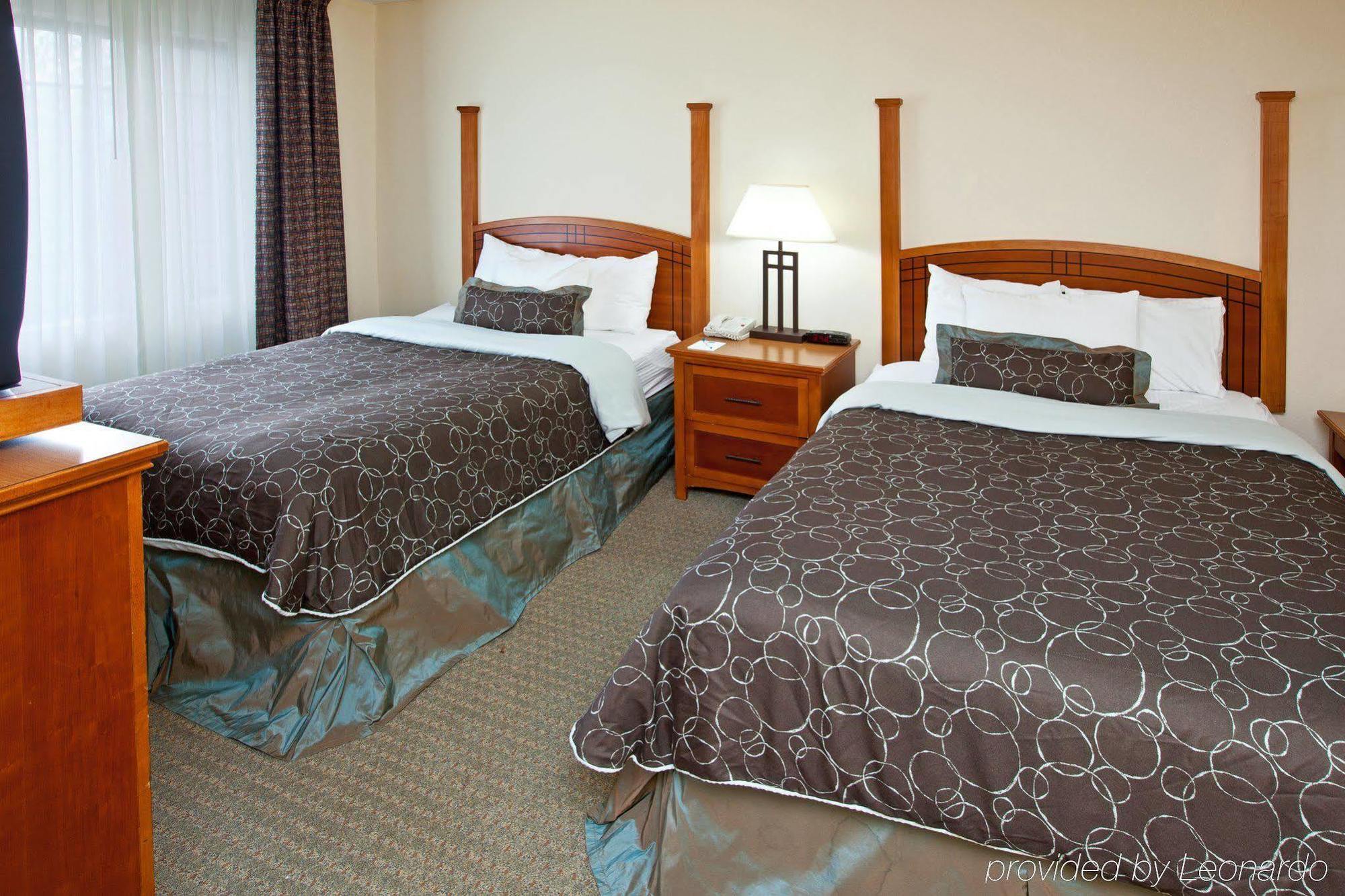 Staybridge Suites Louisville - East By Ihg Rum bild